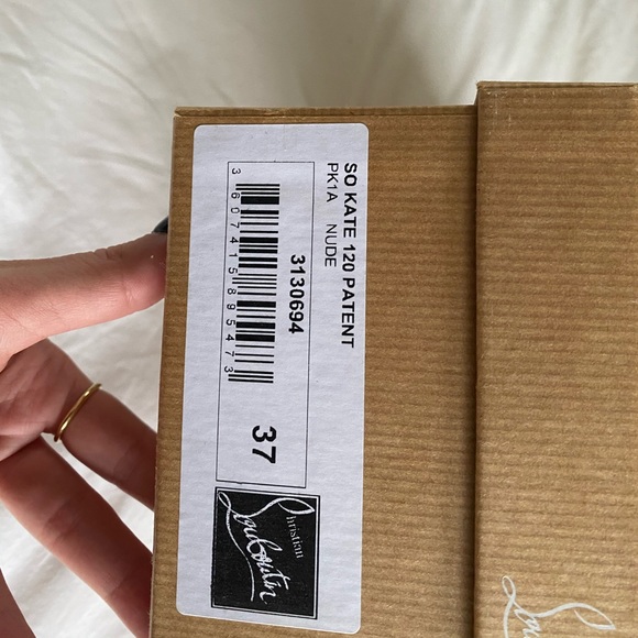 Christian Louboutin So Kate Nude - Picture 3 of 6